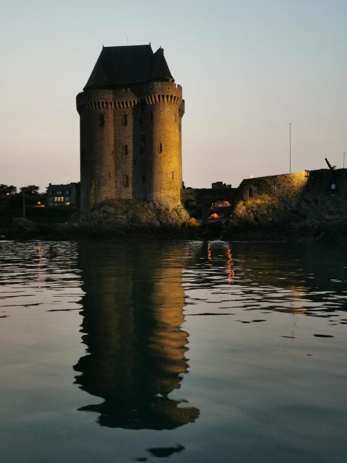 Julieta Saint-Malo Exterior foto